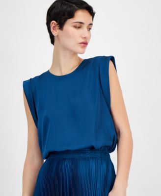 Women's Solid-Color Sleeveless Blouse