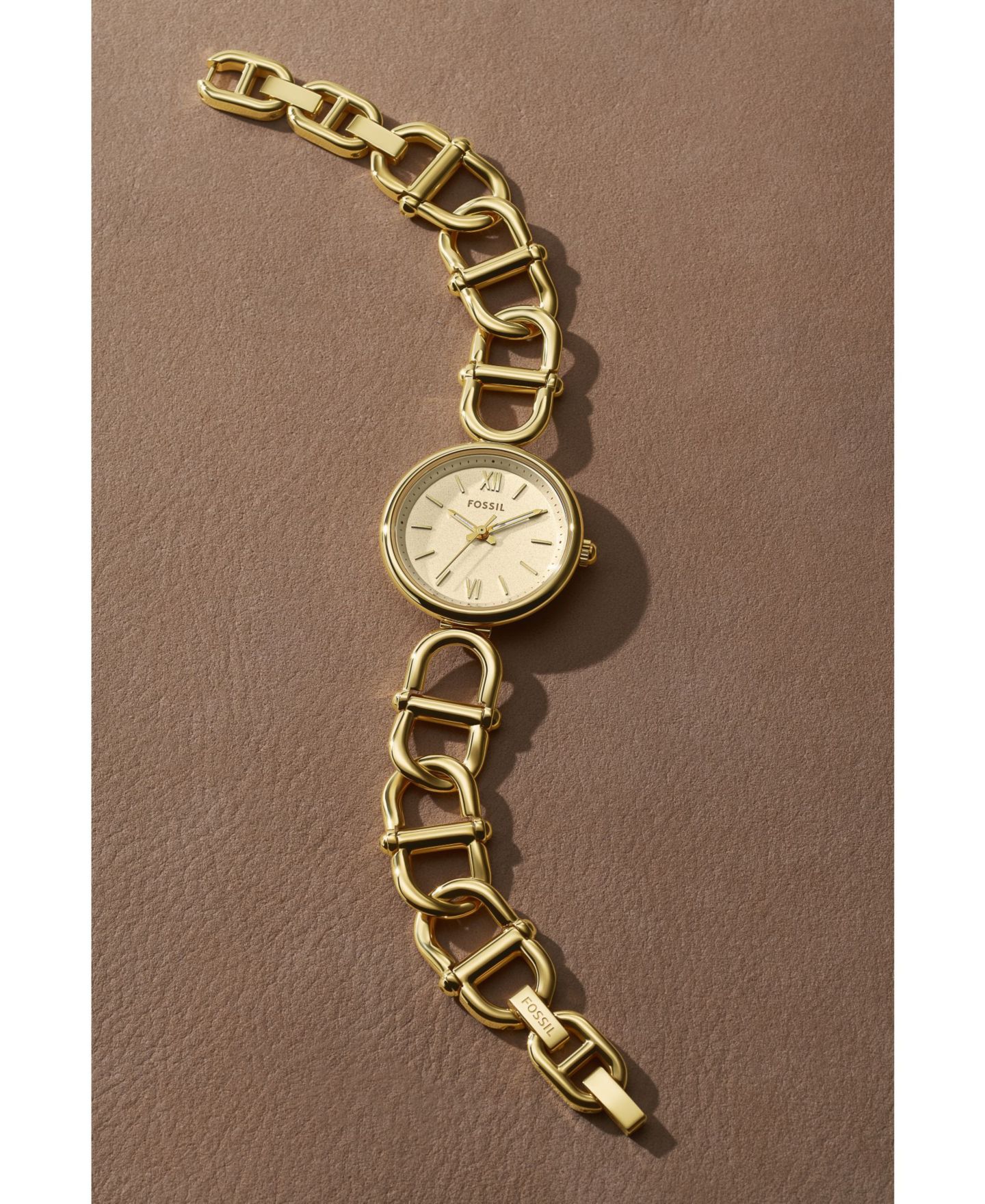 Женские часы Fossil Mini Carlie Three-Hand Rose Gold Stainless Steel Watch, 30mm — фото 4