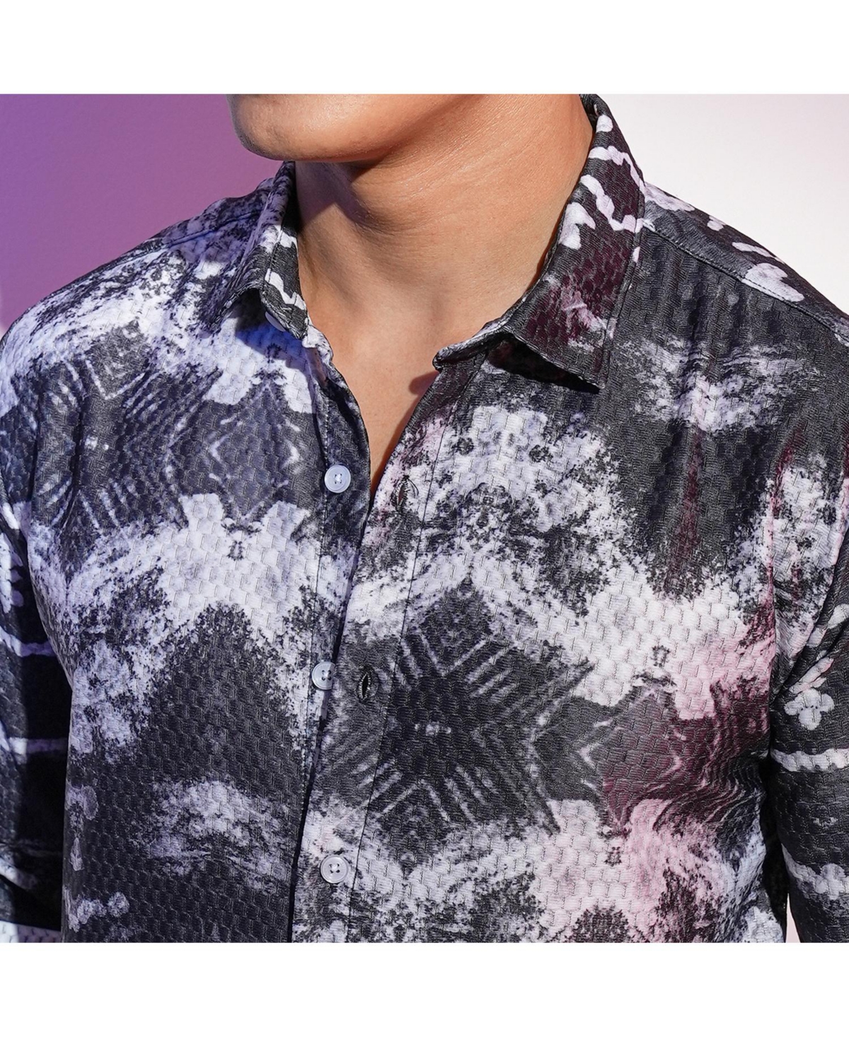 Campus Sutra Men's Midnight& Ivory White Reptilia Shirt - Black