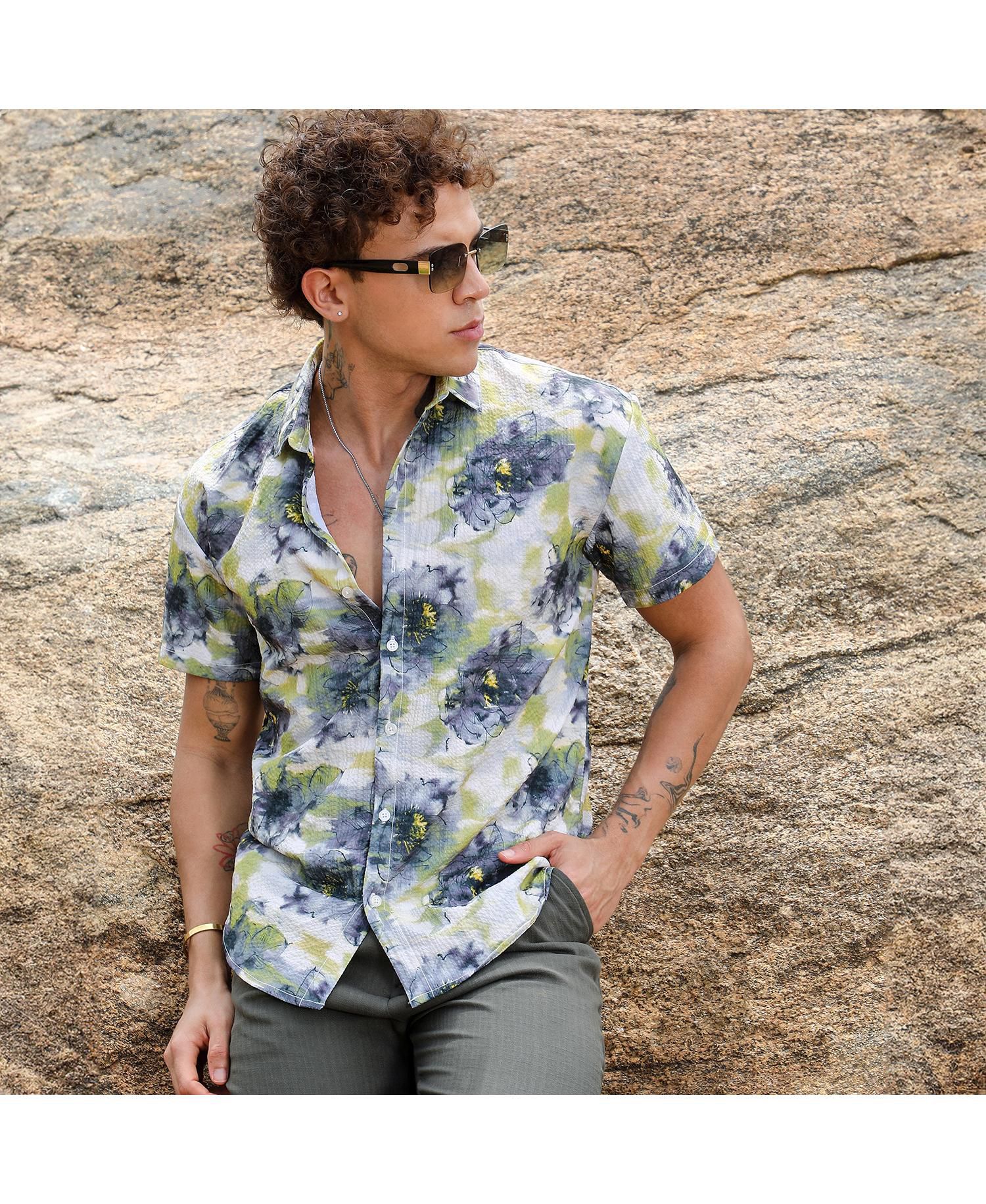 Men's Navy Blue & Powder White Smudged Botanical Shirt