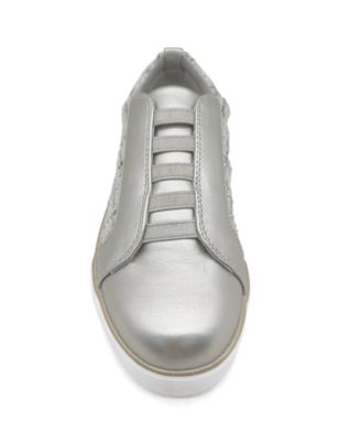 Women's Bonnie Round Toe Sneakers
