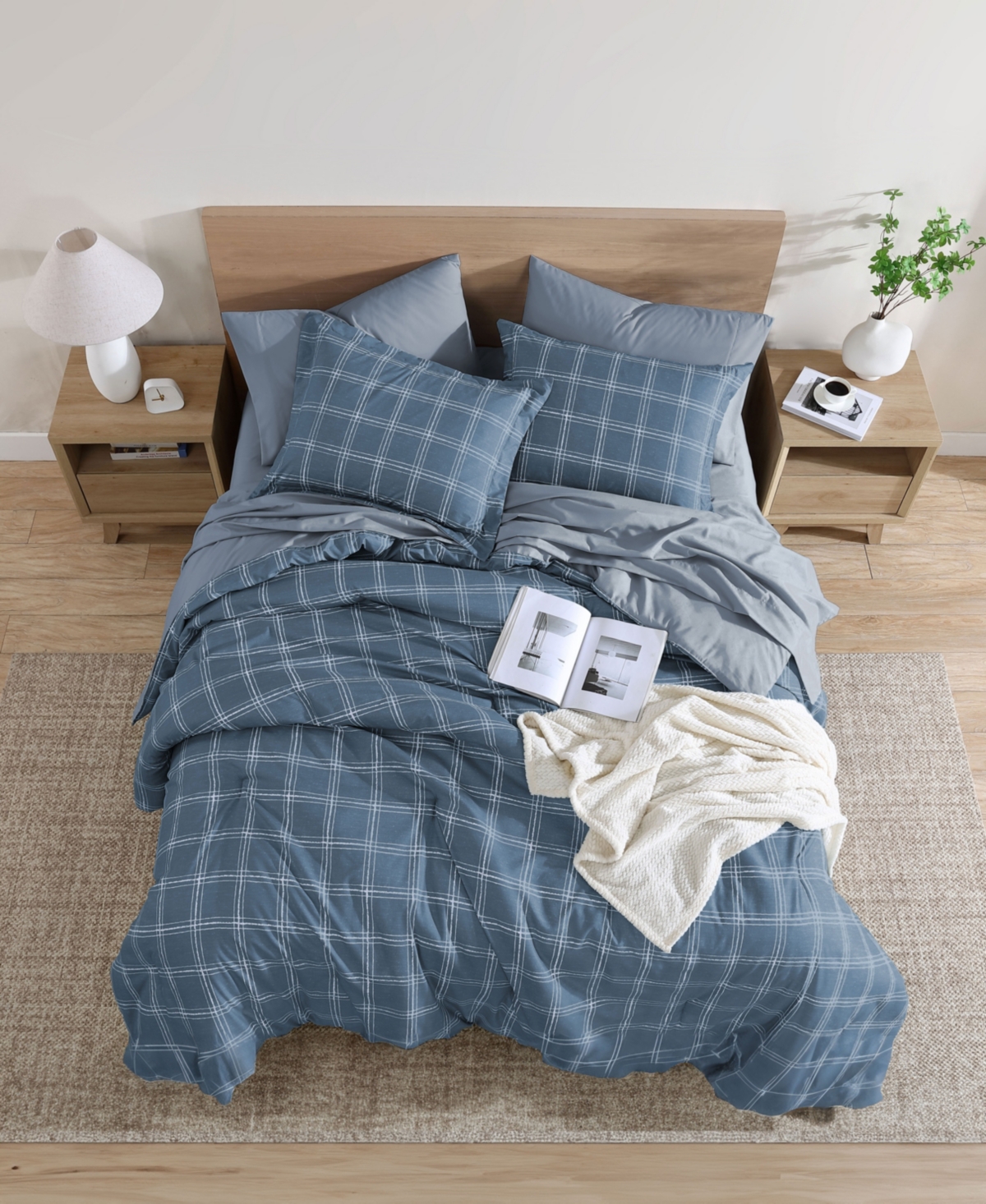 Swift Home Grid Plaid Reversible 7-pc. Comforter Set, King In Navy