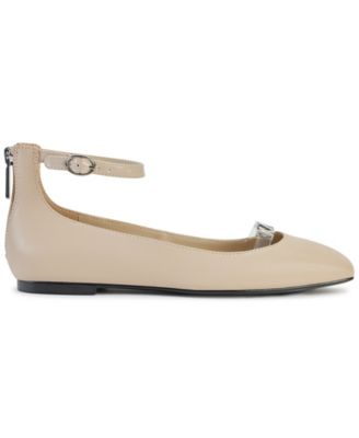 Karl Lagerfeld Paris ローヒール Women's Shoes | Karl Lagerfeld Paris