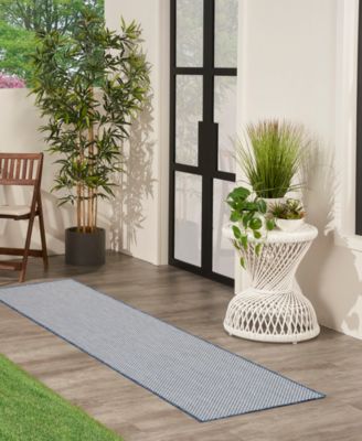 Courtyard COU01 2'2"x10' Runner Area Rug