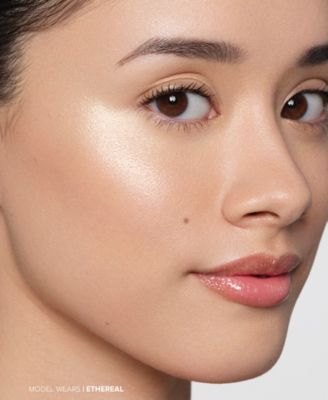 Glow Seeker Powder Highlighter, 0.39 oz.