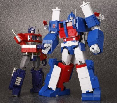 MP-22 Ultra Magnus Perfect Edition with Trailer | Masterpiece