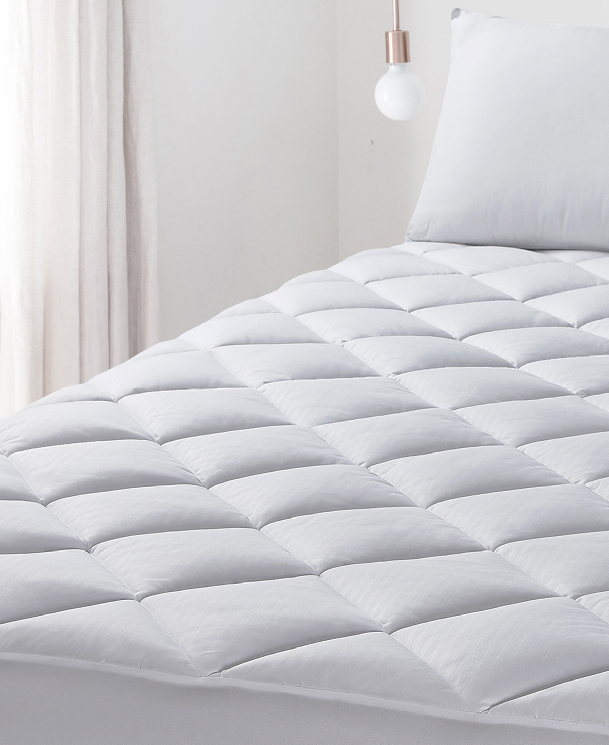 Claritin Allergen Barrier Mattress Pad, Twin In White