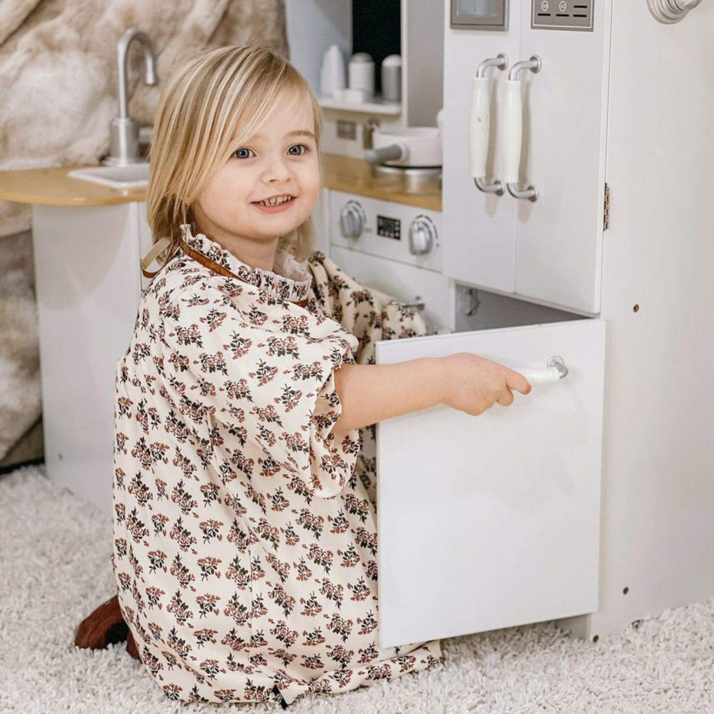 Детские игрушки Streamdale Furniture Wooden Play Kitchen with Sound Effects, 14-Piece, Ages 3+, цвет: Серебристый — фото 4