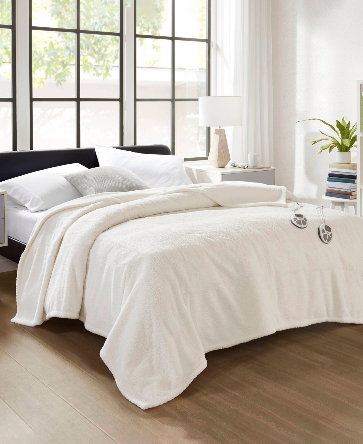 Serta Dream Soft Heated Blanket, Twin In Ivory