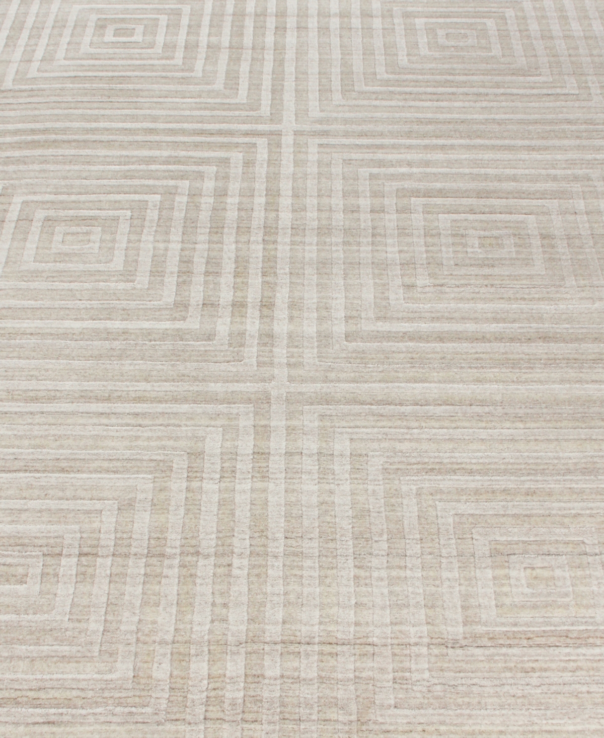 Exquisite Rugs Castelli 3973 8'x10' Area Rug In Beige