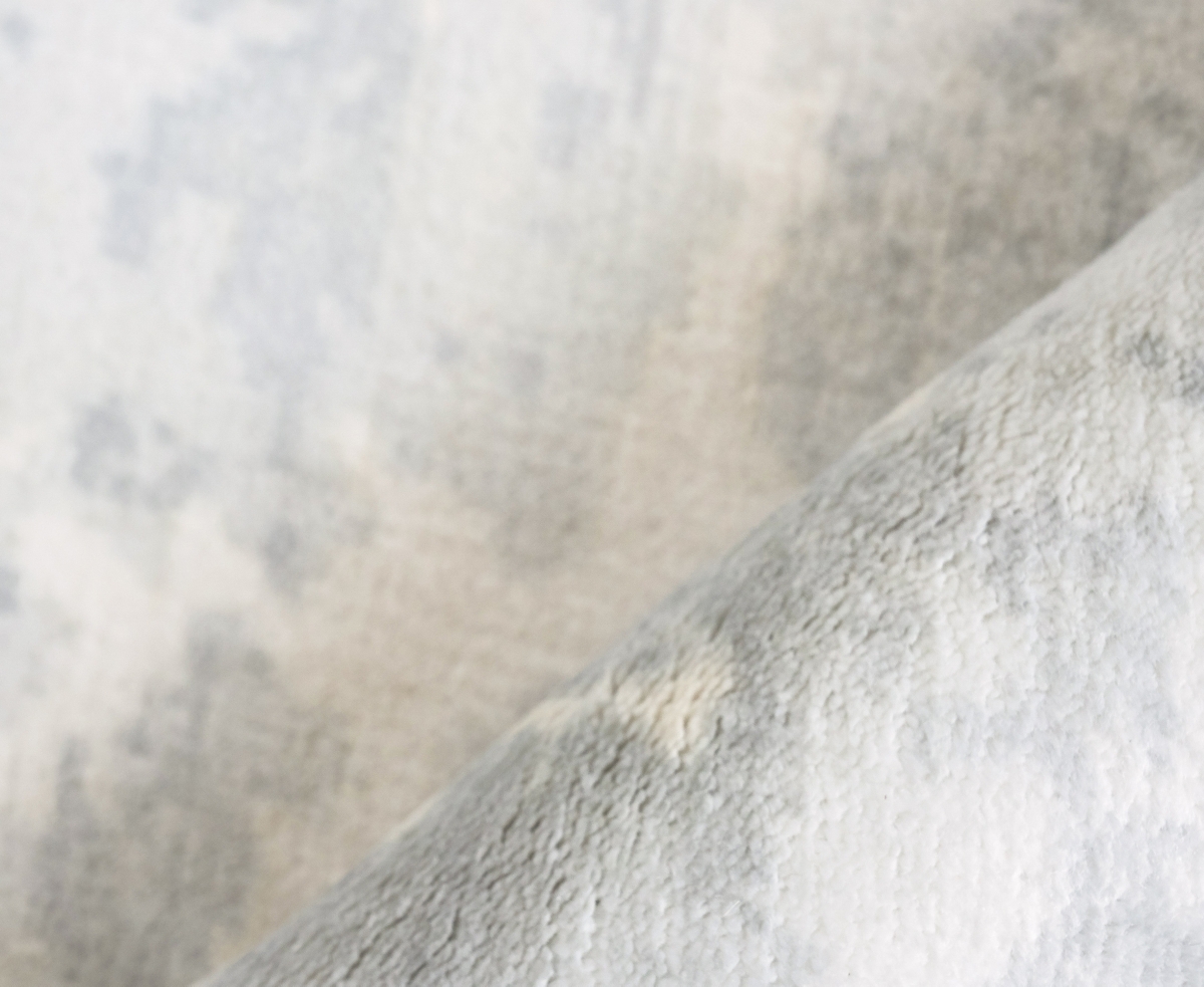 Exquisite Rugs Koda 3710 8'x10' Area Rug In Silver