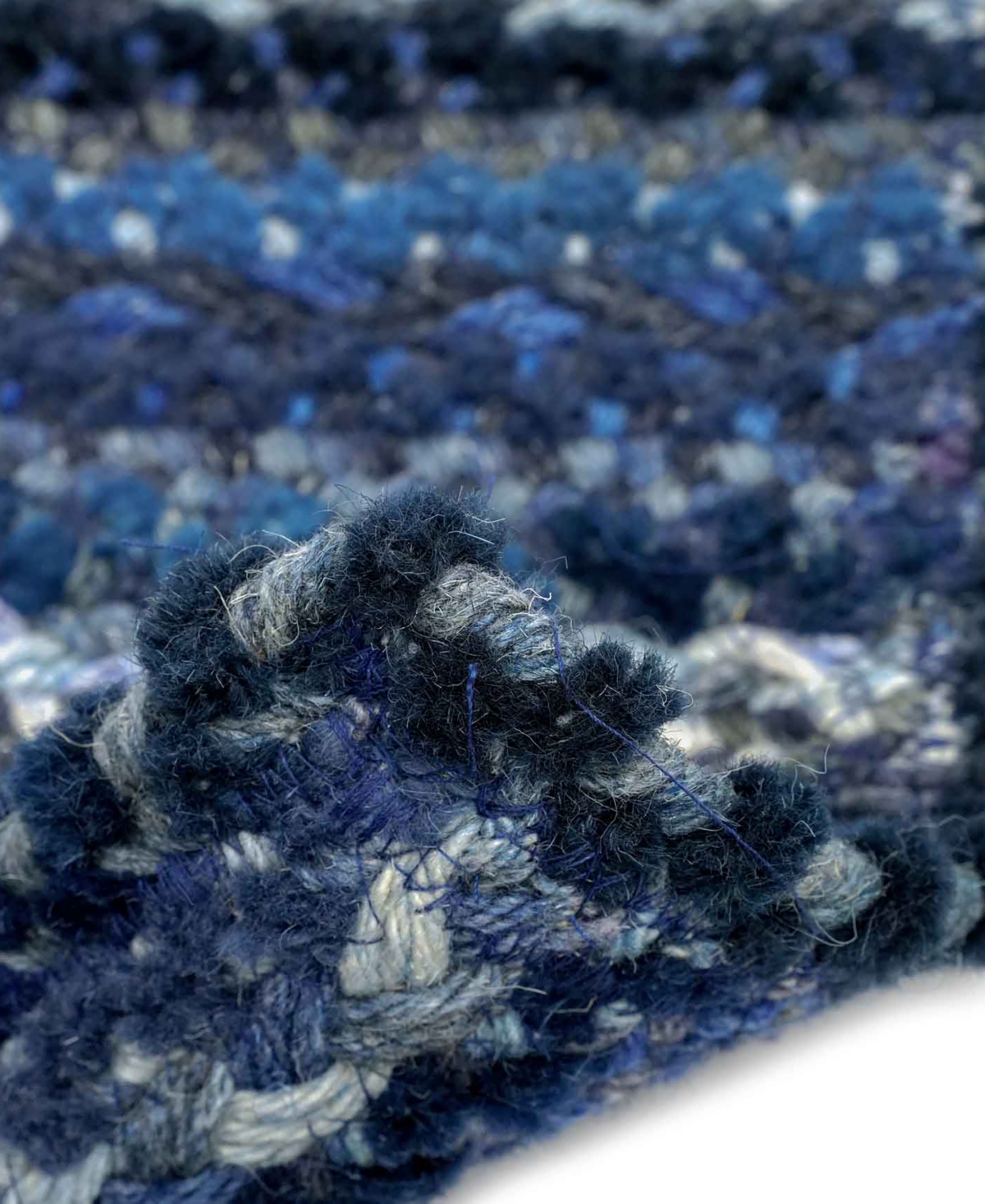 Capel Bayview 0036 2'x8' Runner Area Rug In Midnight
