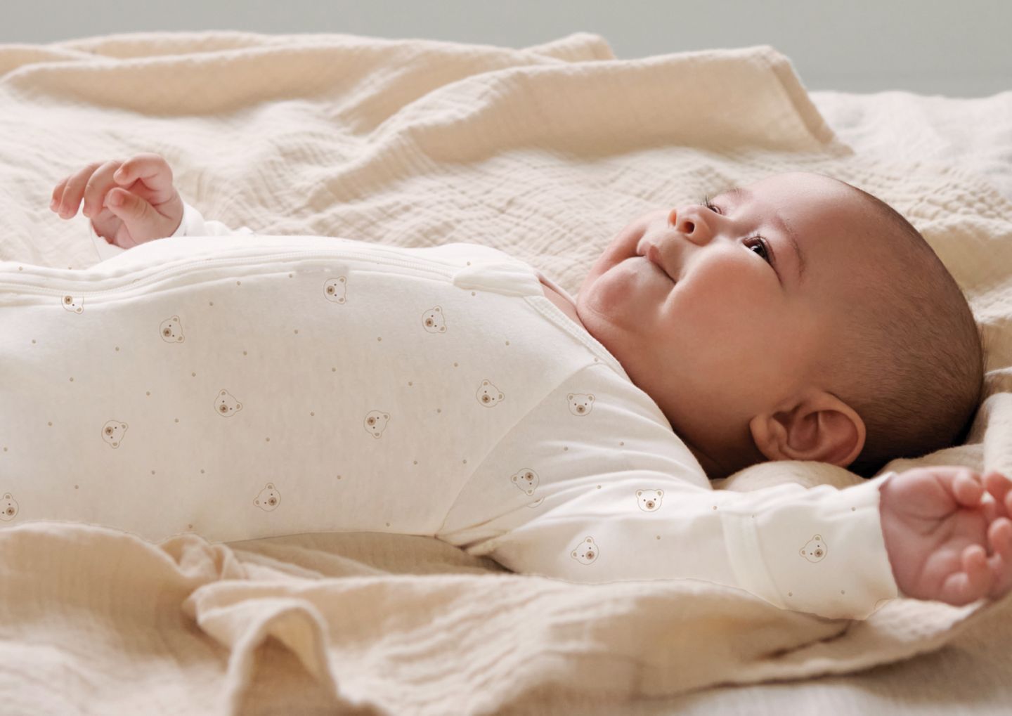 Комплекты Purebaby Zip Coverall & Hat Set для малышей, цвет: Ванильный — фото 2