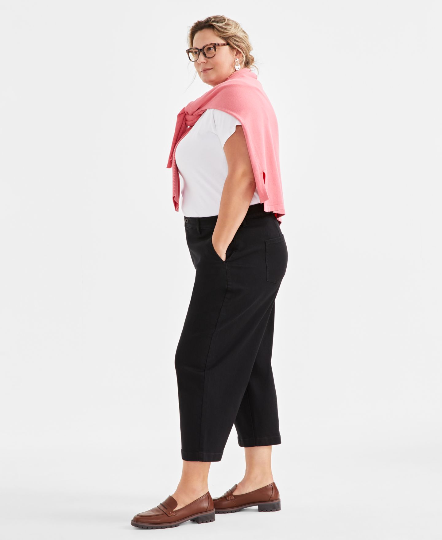 Женские джинсы Style & Co Plus Size Wide-Leg Cropped Jeans, цвет: Глубокий чёрный — фото 2