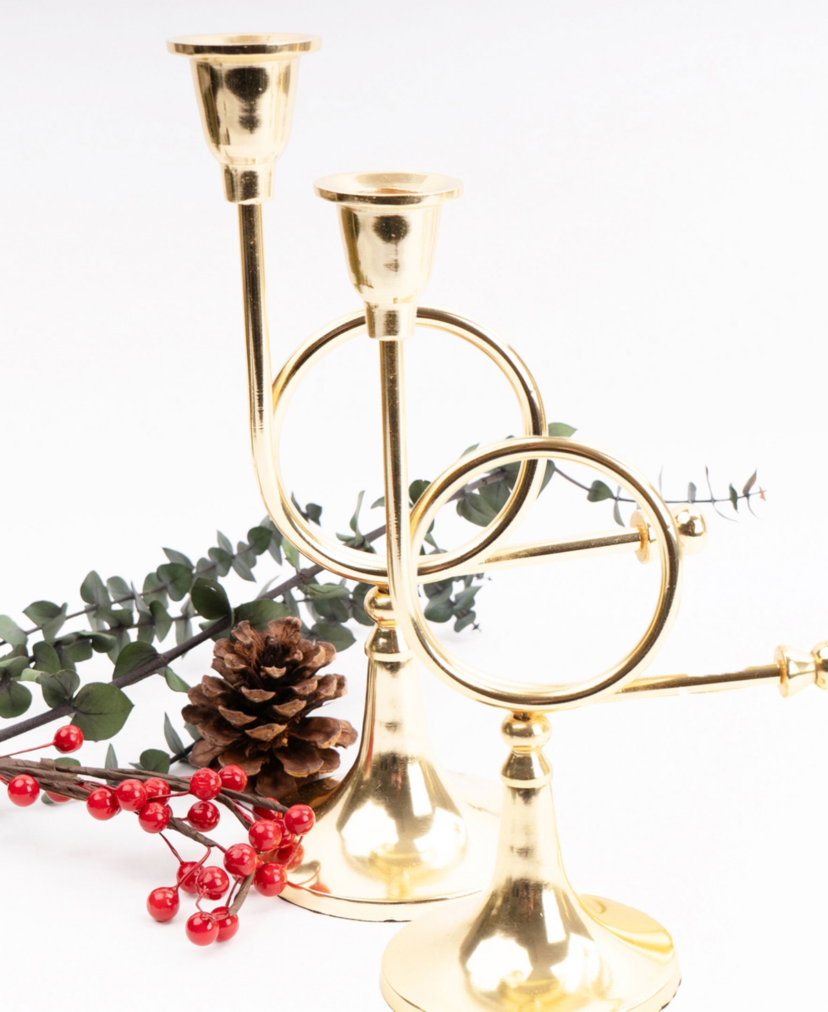 8 Oak Lane Small French Horn Candlesticks, Set Of 2 In Gold