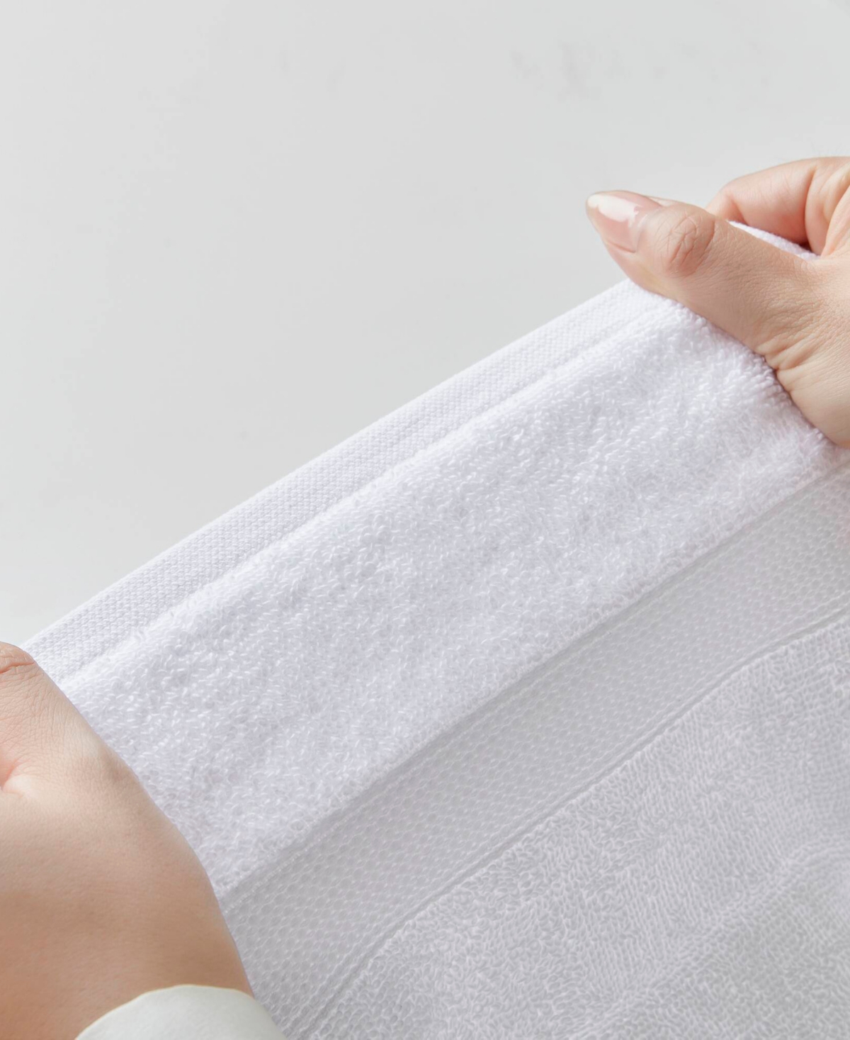 510 Design Premium Turkish Cotton Plush 4-pc. Bath Towel Set In White