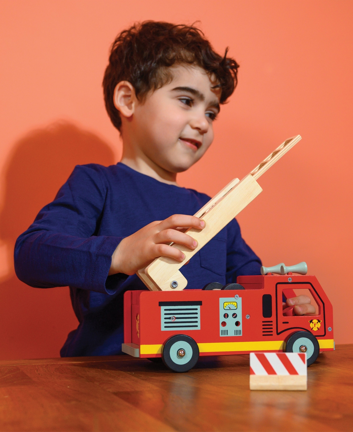 Mentari Toys Red Fire Engine In Multi