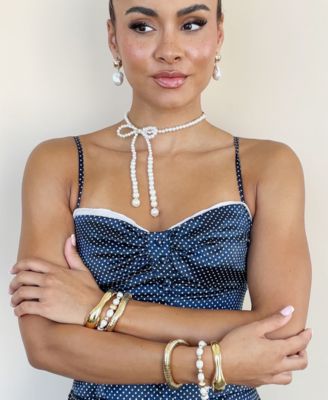 Venus Mother of Pearl Choker Bow Necklace