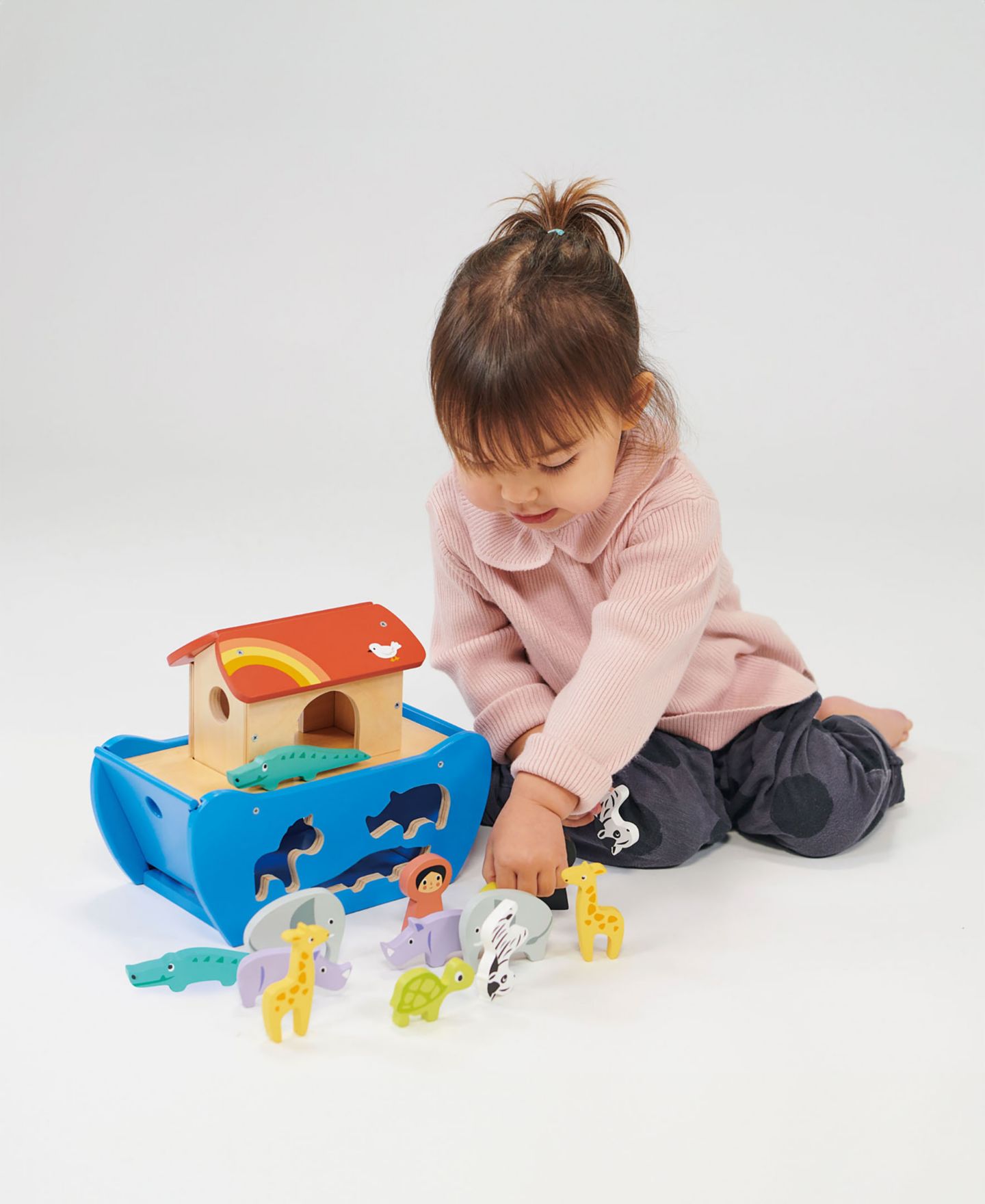 Детские игрушки Mentari Toys Noah's Shape-Sorting and Stacking Set, Ages 3+ — фото 3