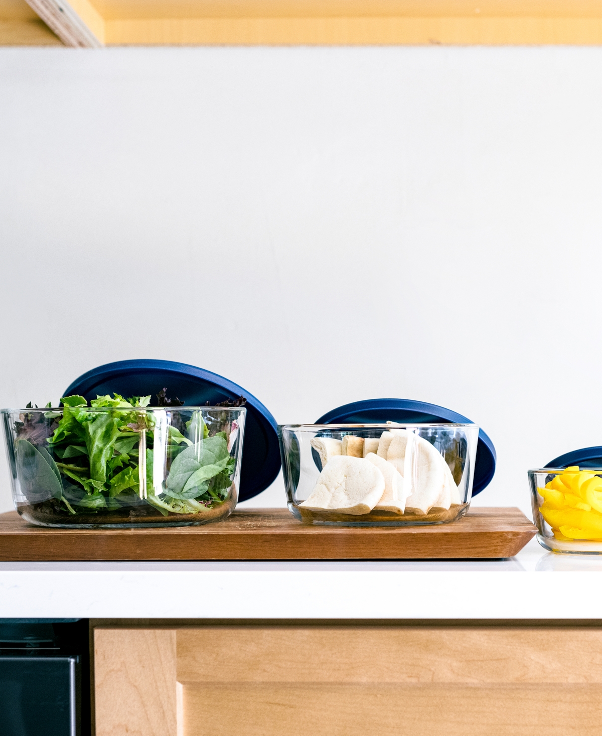 DURA LIVING 16-PIECE ROUND NESTING FOOD STORAGE AND MEAL PREP CONTAINER SET 