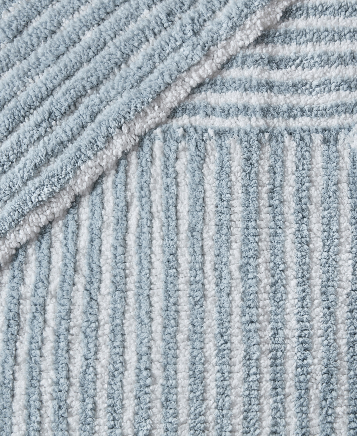 DECOR STUDIO LUNA STRIPE SKID-RESISTANT BATH RUG, 20" X 30" 