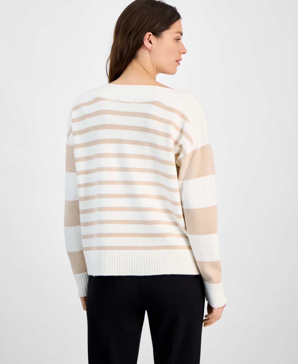 T Tahari Women's Mixed-stripe Boat-neck Long-sleeve Sweater In White Star,tan