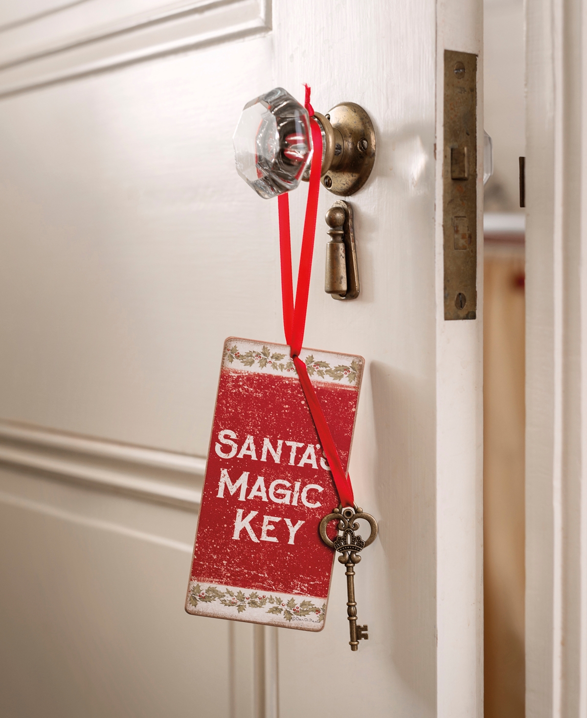 Primitives by Kathy Santa's Magic Key Ornament -White
