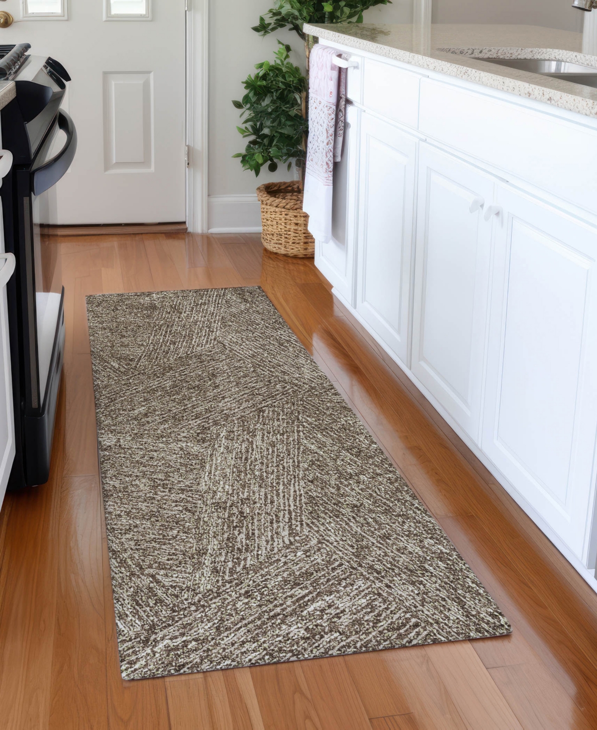 Addison Chantille Machine Washable Acn991 2'3"x7'6" Runner Area Rug In Chocolate