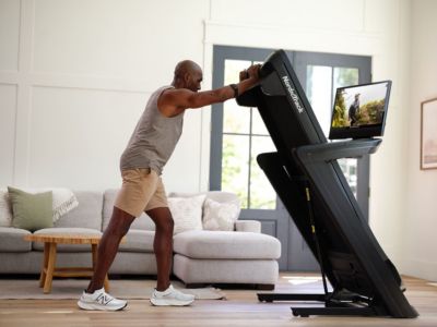 Commercial 2450 Treadmill