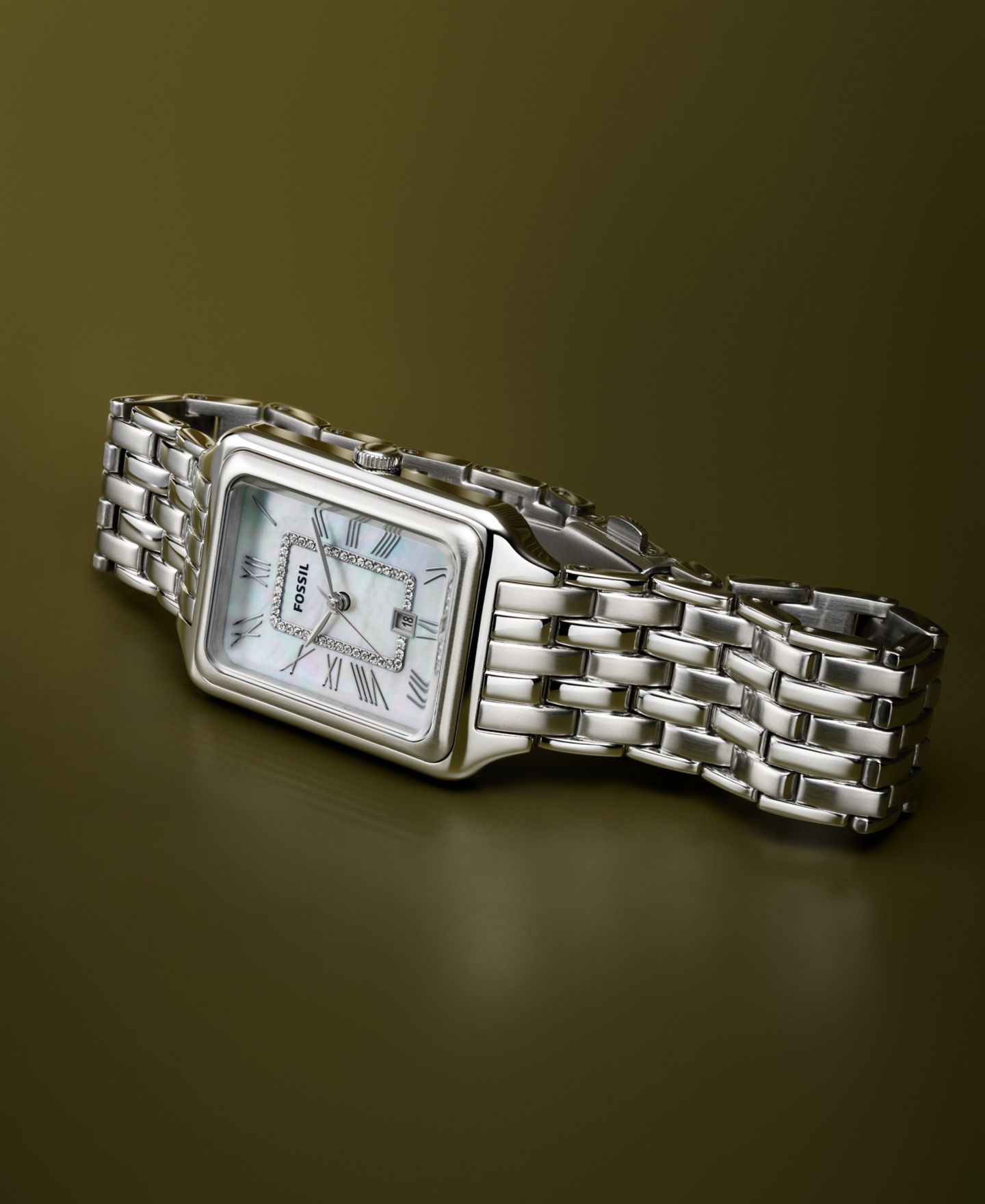 Женские часы Fossil Raquel Three-Hand Date Silver-Tone Stainless Steel, 26mm — фото 2