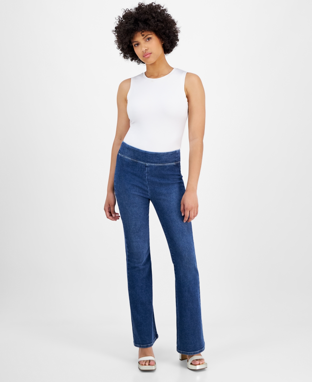 Petite Flared-Leg High Rise Pull-On Jeans - Bond Street