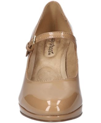 Women's Zest Buckle Platform Pumps