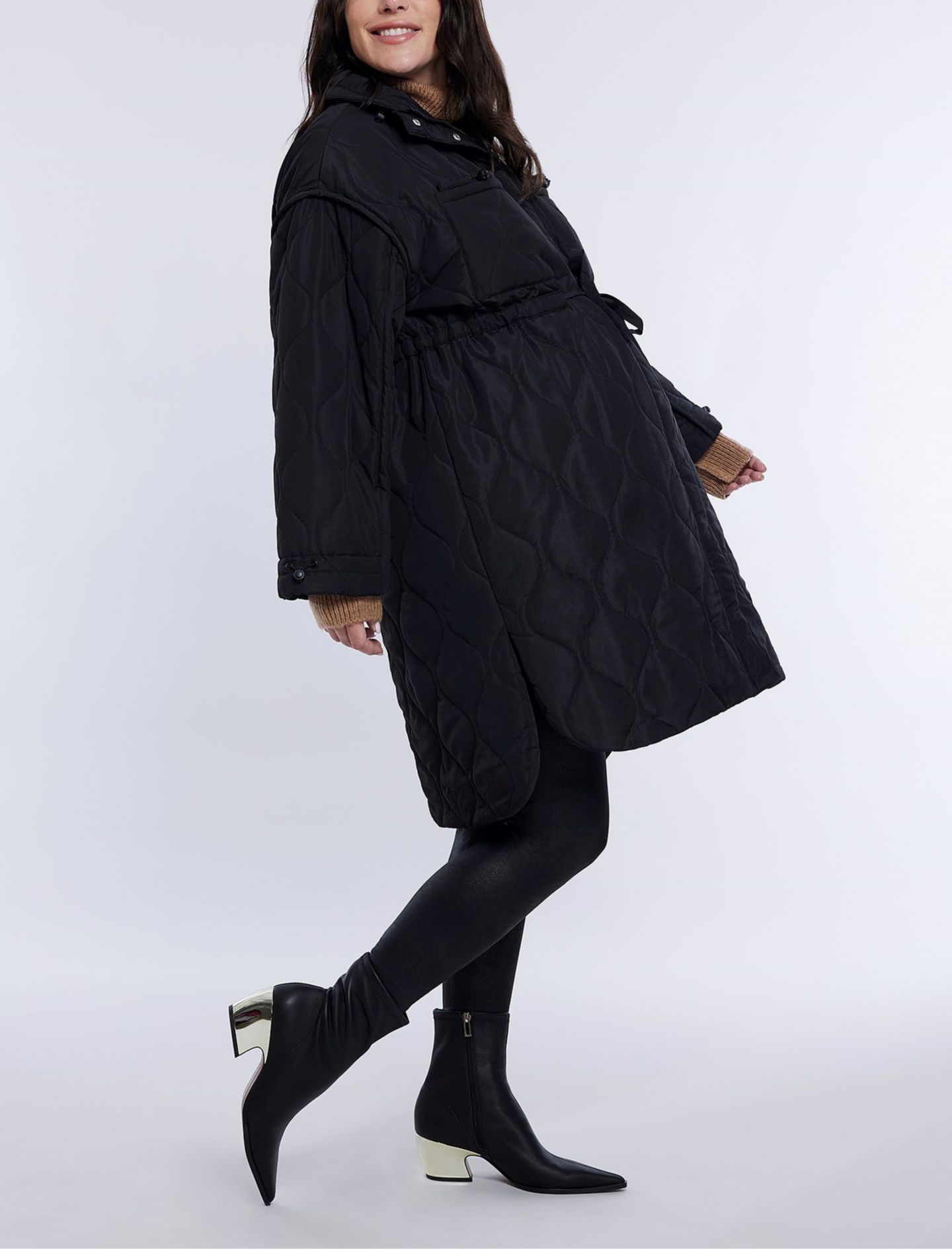 Женская куртка Motherhood Maternity Woven Full-Zip Long Sleeve Quilted Puffer, цвет: Чёрный — фото 3