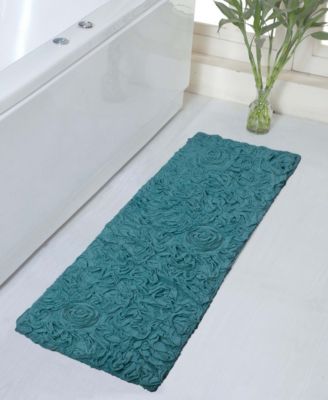 Bell Flower Runner Bath Rug, 21" x 54"