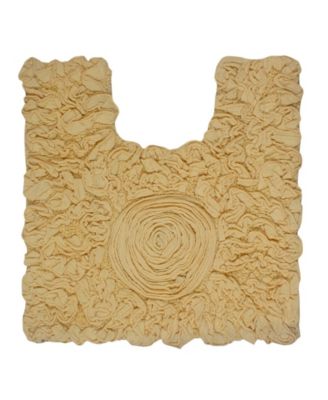 Bell Flower Bath Rug, 20" x 20"