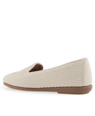 Women's Betunia Casual Flats