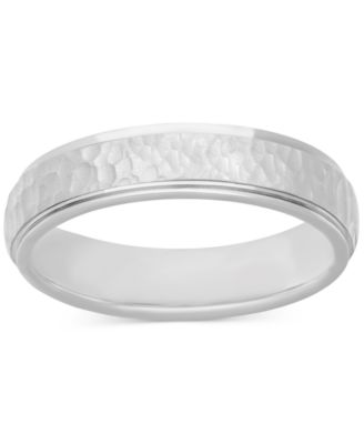 Men's Hammered Finish Step Edge Wedding Band in Sterling Silver