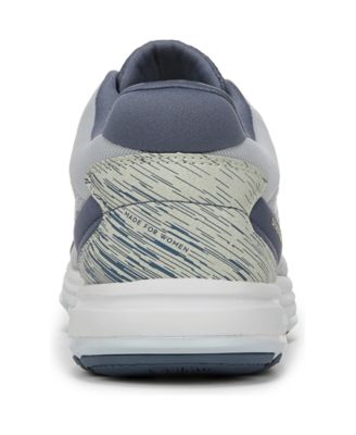 Women's Devotion Plus 5 Walking Sneakers