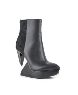 Womens Edge Bootie