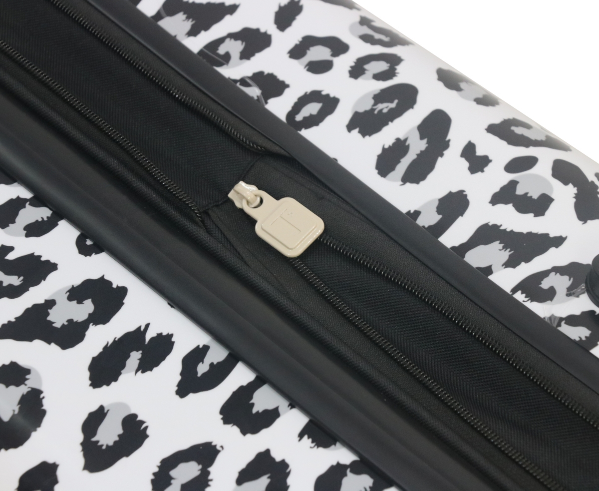 Thalia Sodi Leopard 22'' Carry-on Expandable Luggage In White,black Leopard
