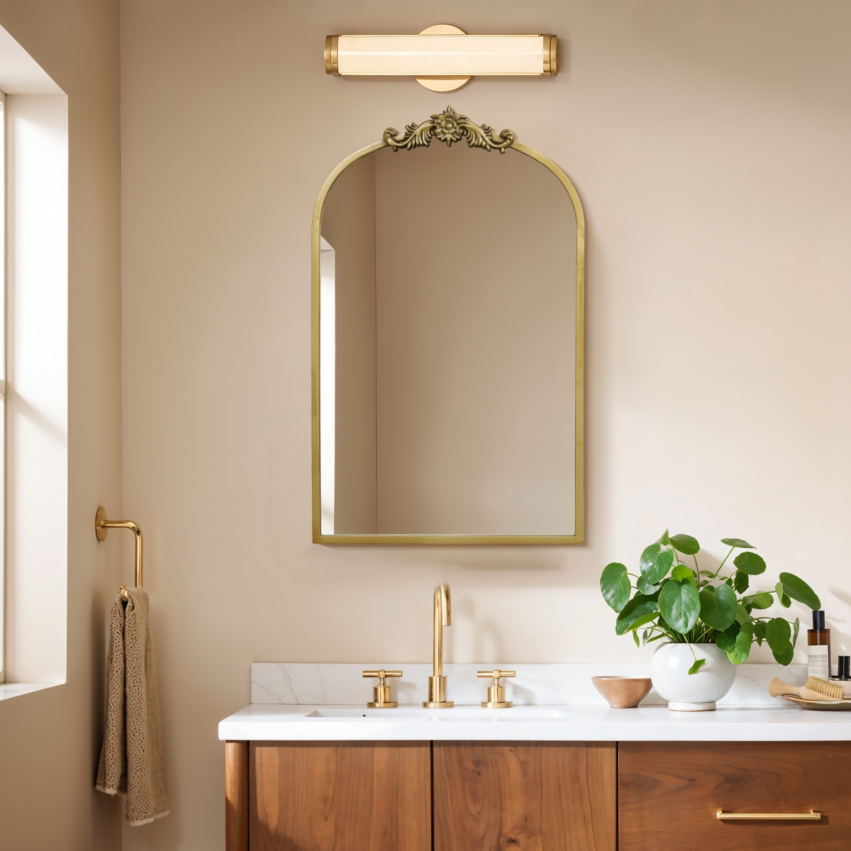 LuxenHomeFrame Arch 31.5-Inch Tall Wall Accent Mirror - Gold