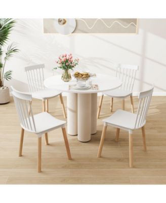 Set of 4 Windsor Dining Chairs with Spindle Backs and Curved Seats