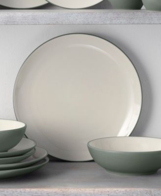 Colorwave Coupe Dinner Plates, Set of 4