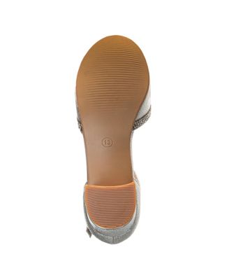 Little Girls Low Heeled Dress Shoes. (Little Kids/Big Kids)