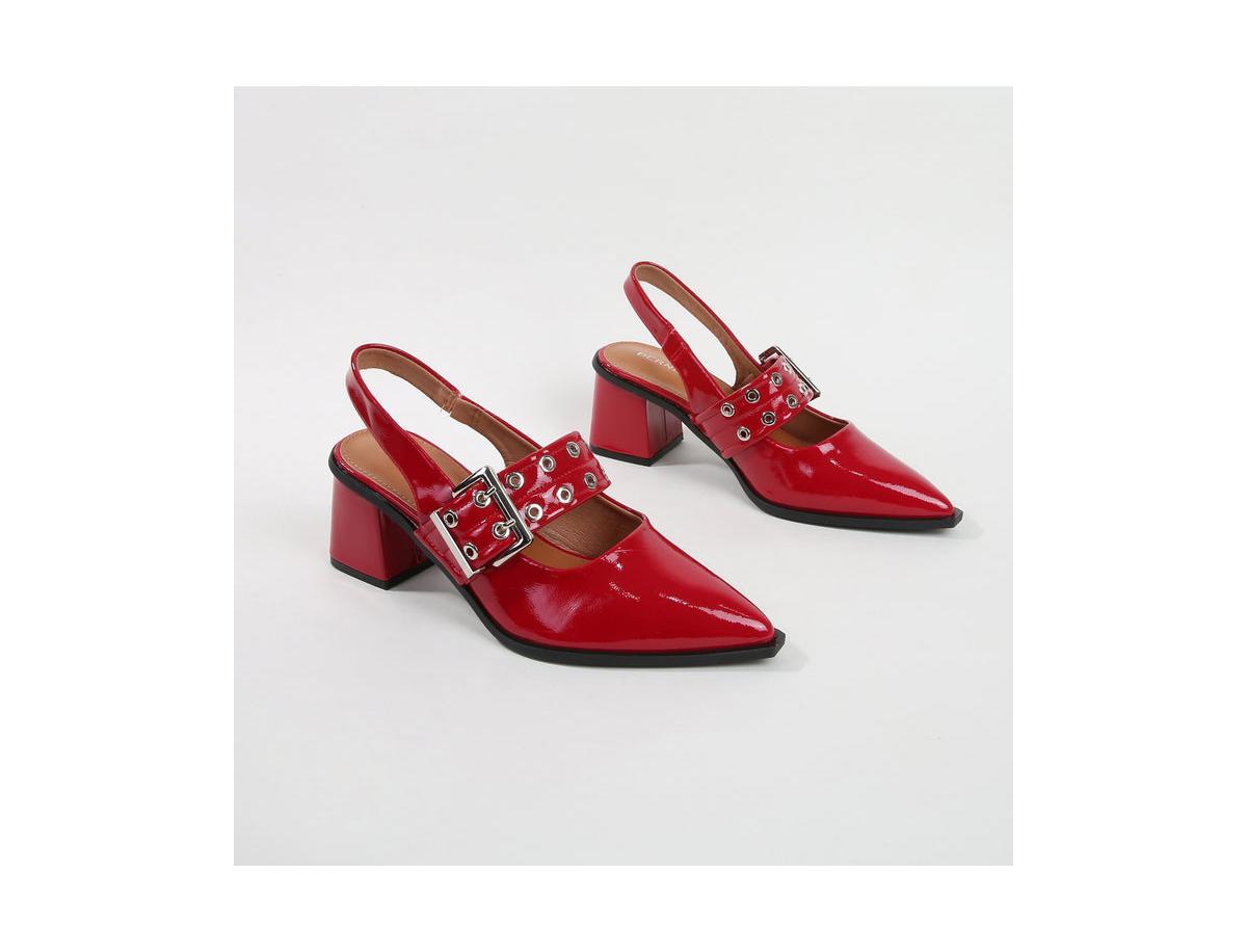 Berness Abigail Buckle Slingback Pump