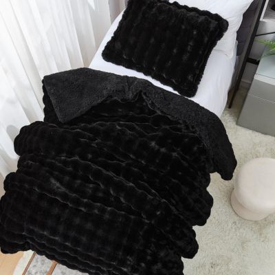 Snowball Chunky Bunny - Oversized Comforter Set - Black,Twin XL