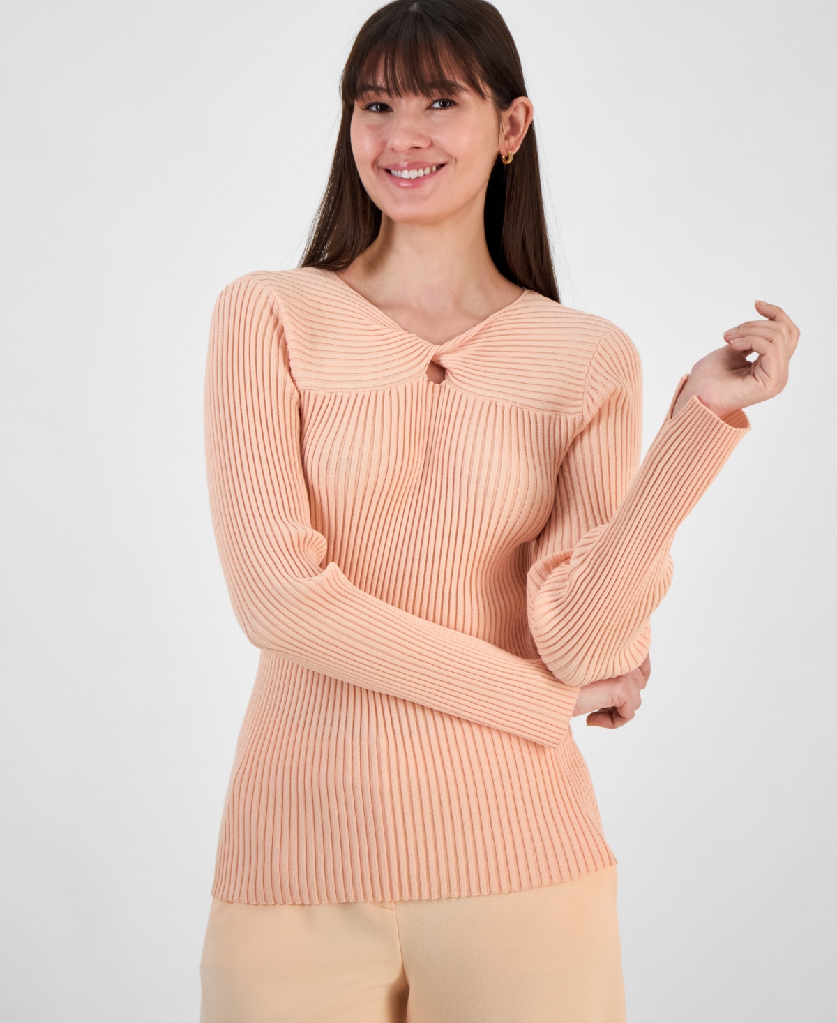 Women's Ribbed V-Neck Twist-Front Sweater - Parfait