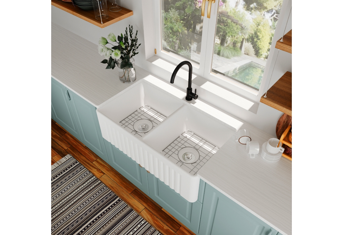 33" L x 18" W Double Basin Farmhouse Apron Kitchen Sink with Grid and Strainer - White