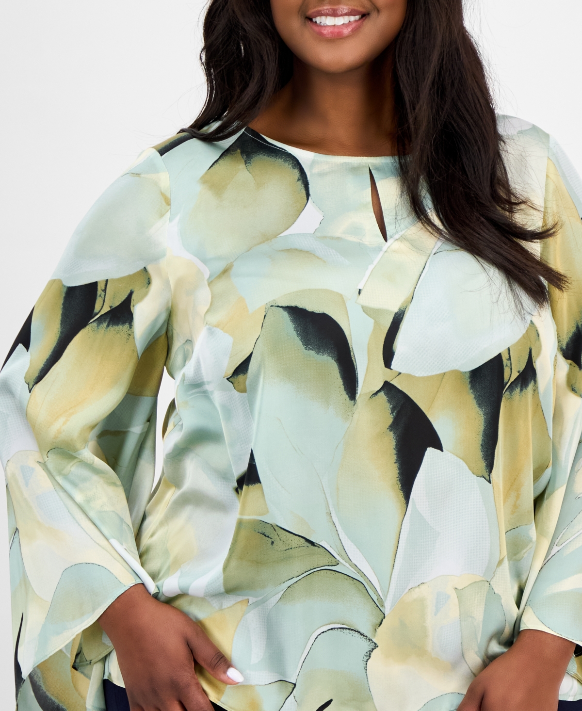 ANNE KLEIN PLUS SIZE PRINTED KEYHOLE BLOUSE 