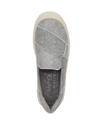 Women's Beachfront Round Toe Slip On Sneakers